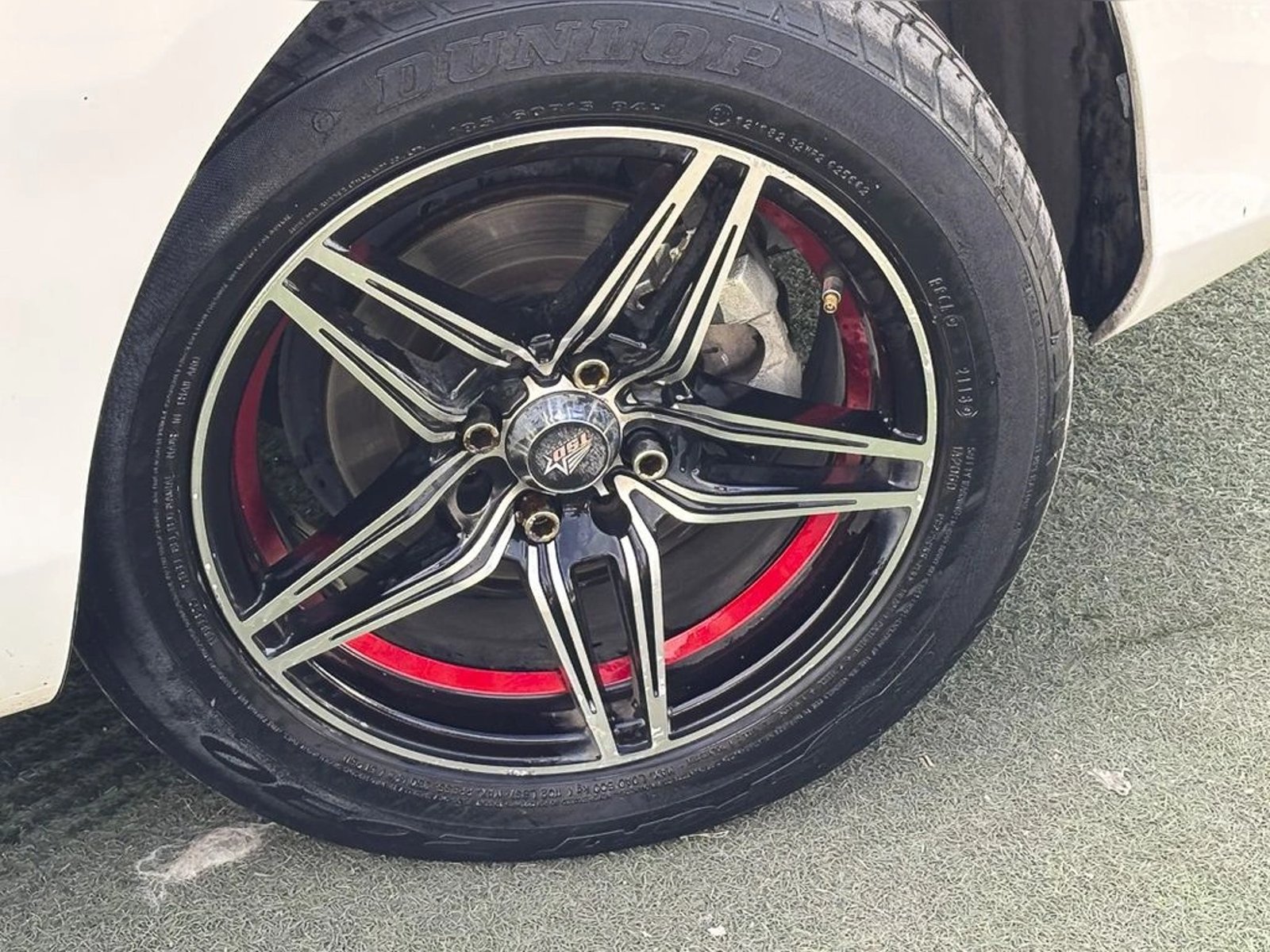 TOYOTA YARIS SPORT 1.5 GLI 2019 - Imagen 17 de 19