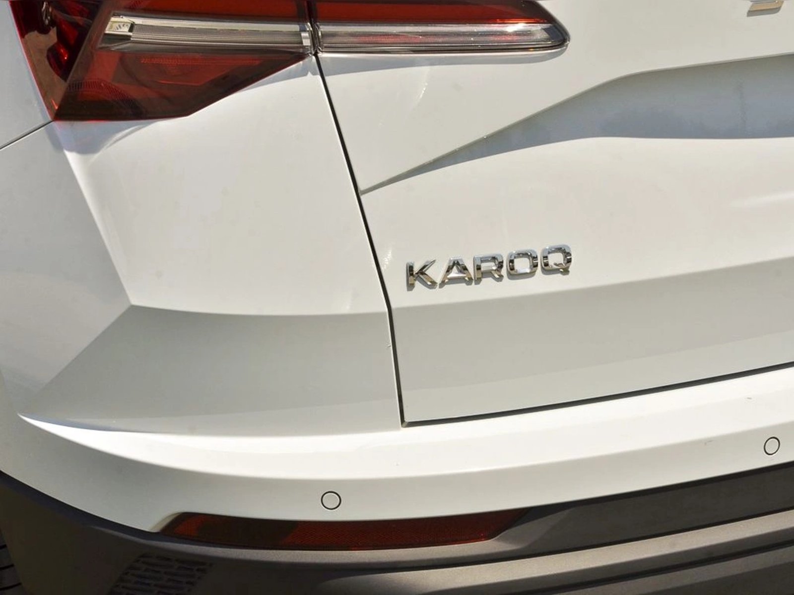 SKODA KAROQ 1.5 TSI AUTO DESIGN 2026 - Imagen 7 de 20