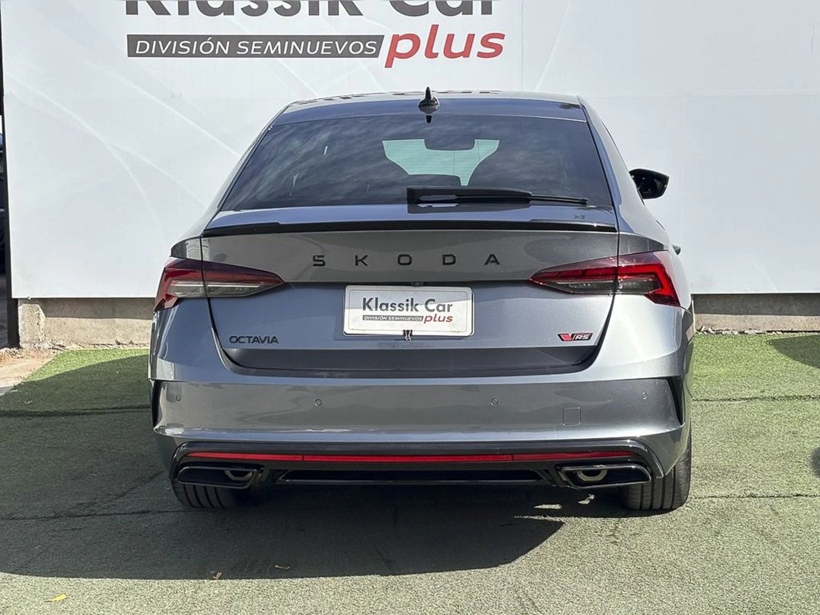 SKODA OCTAVIA 2.0 TFSI VRS DSG7 2025 - Imagen 9 de 19