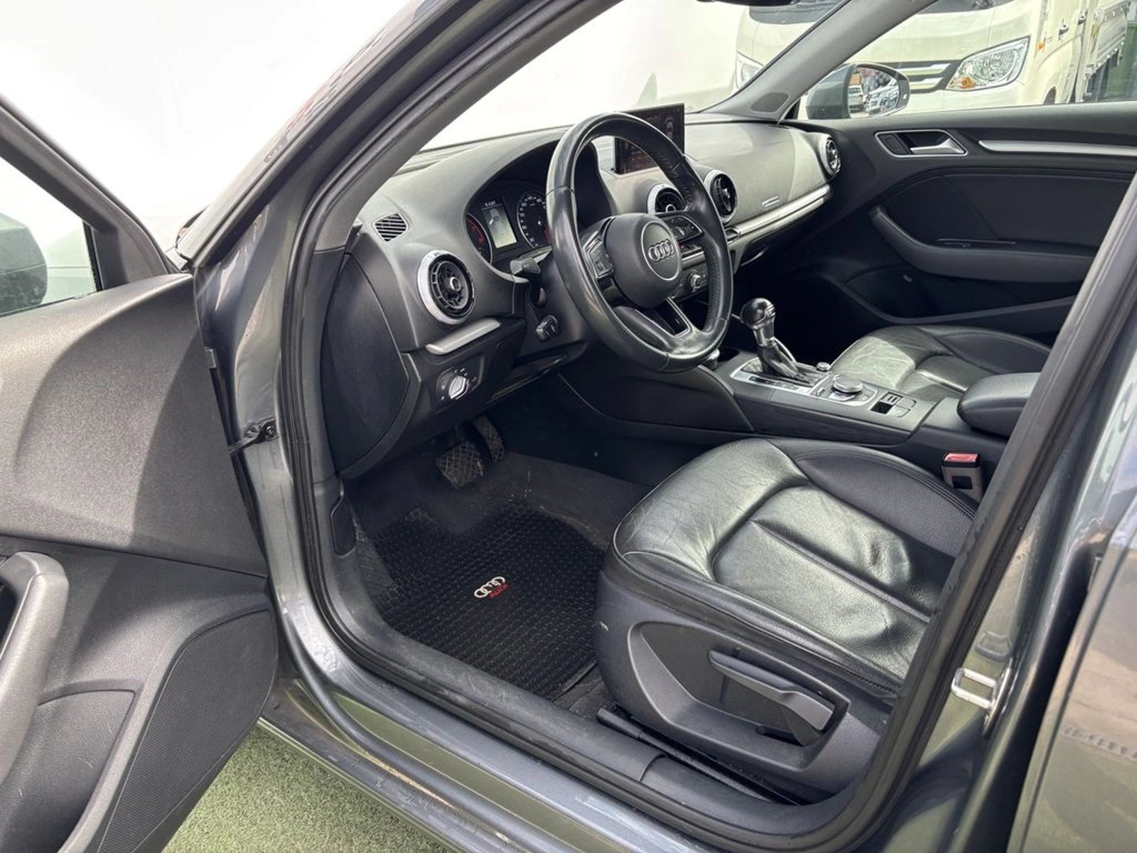 Audi A3 1.4 35 TFSI STRONIC AUTO SPORTBACK 2019 - Imagen 8 de 20