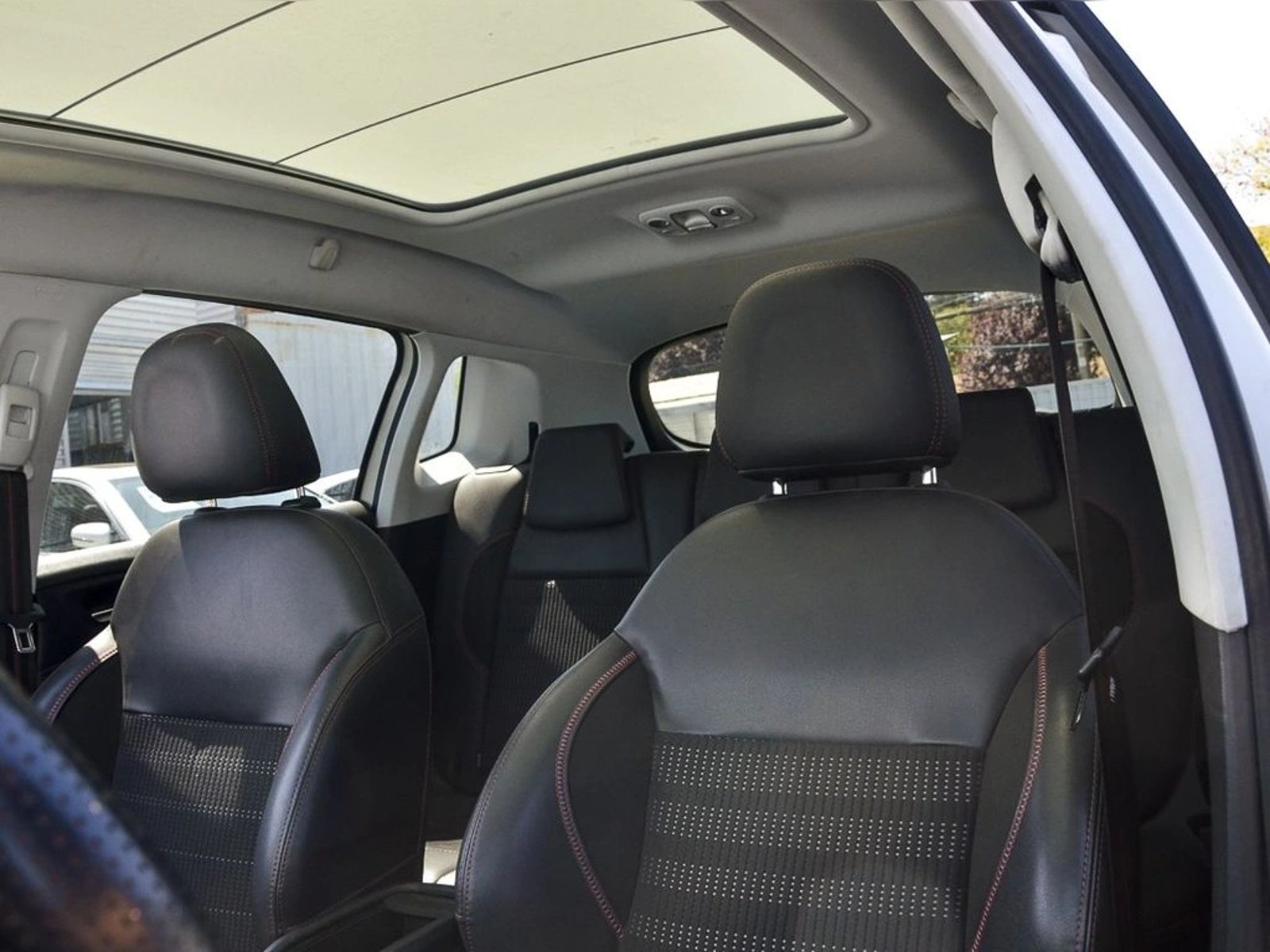 PEUGEOT 2008 1.2 PURETECH 110 HP AUTO GT-LINE 2019 - Imagen 10 de 20