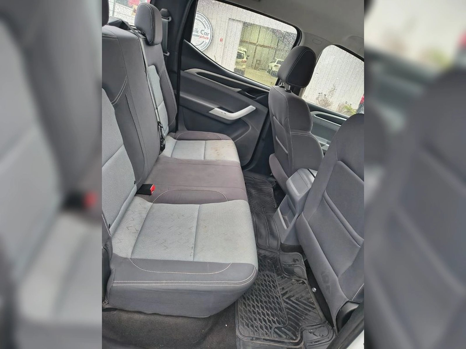 Maxus T60 T60 DCAB 2.8 2023 - Foto 3 de 9