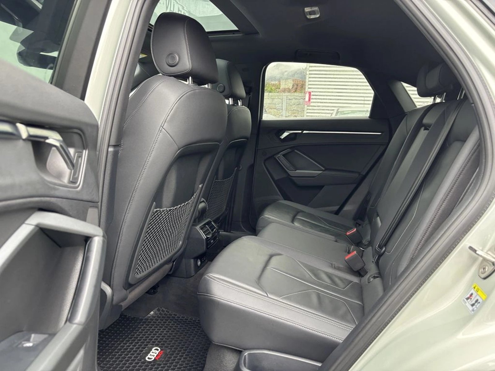 Audi Q3 SPORTBACK 1.4T 35 TFSI S-LINE AUTO 2023 - Imagen 16 de 20