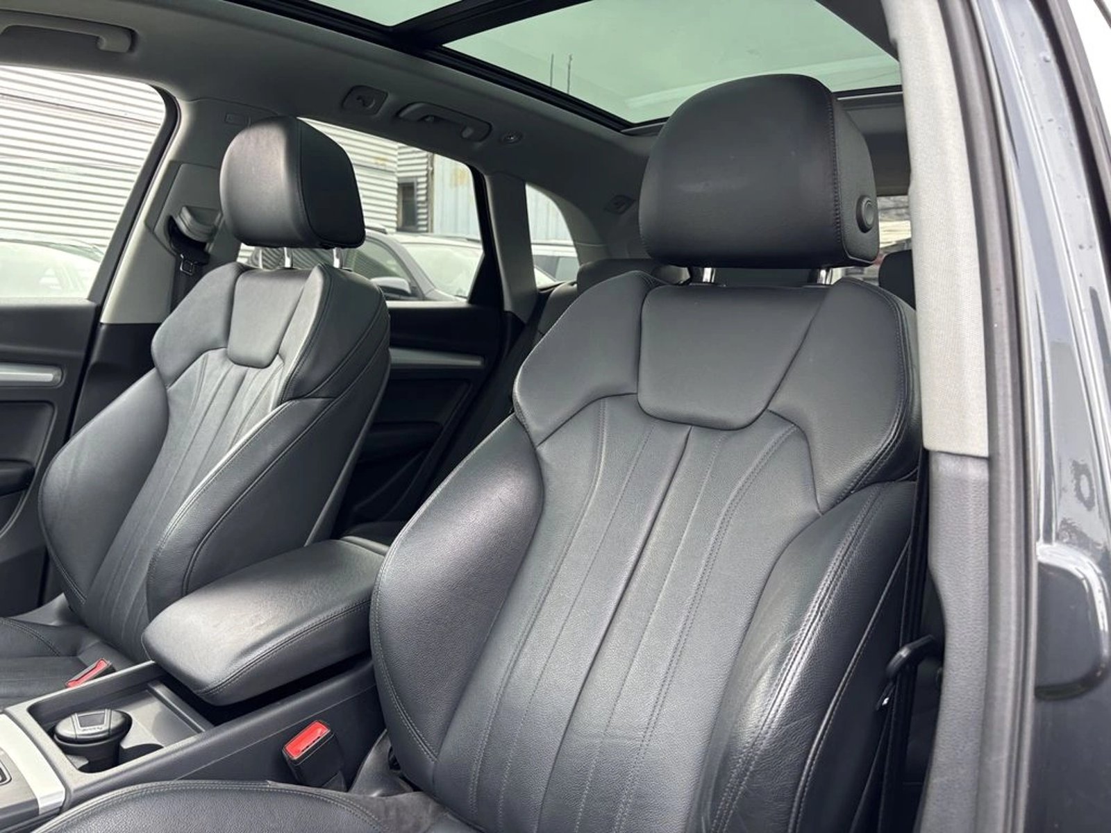 Audi Q5 2.0 45 TFSI S-LINE SPORT QUATTRO AUTO 2019 - Imagen 16 de 20