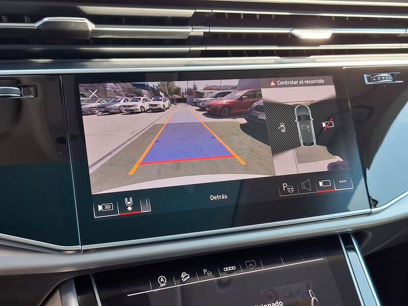 Audi Q8 3.0 55 TFSI SLINE QUATTRO 2023 - Imagen 19 de 20
