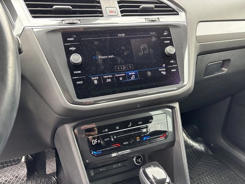 Volkswagen TIGUAN 1.4 TSI COMFORTLINE  4X2 7 ASIENTOS 2023 - Imagen 15 de 20