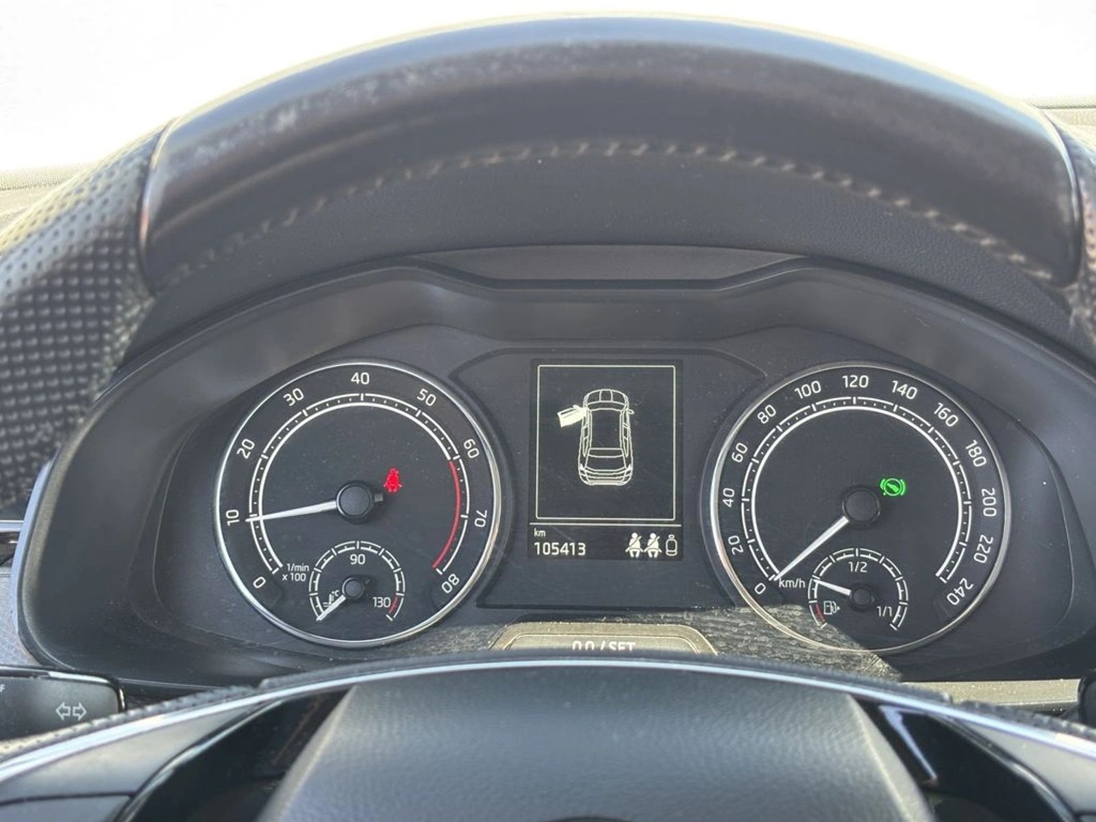 Skoda KAMIQ 1.5 TSI AMBITION AUTO 2021 - Imagen 12 de 18