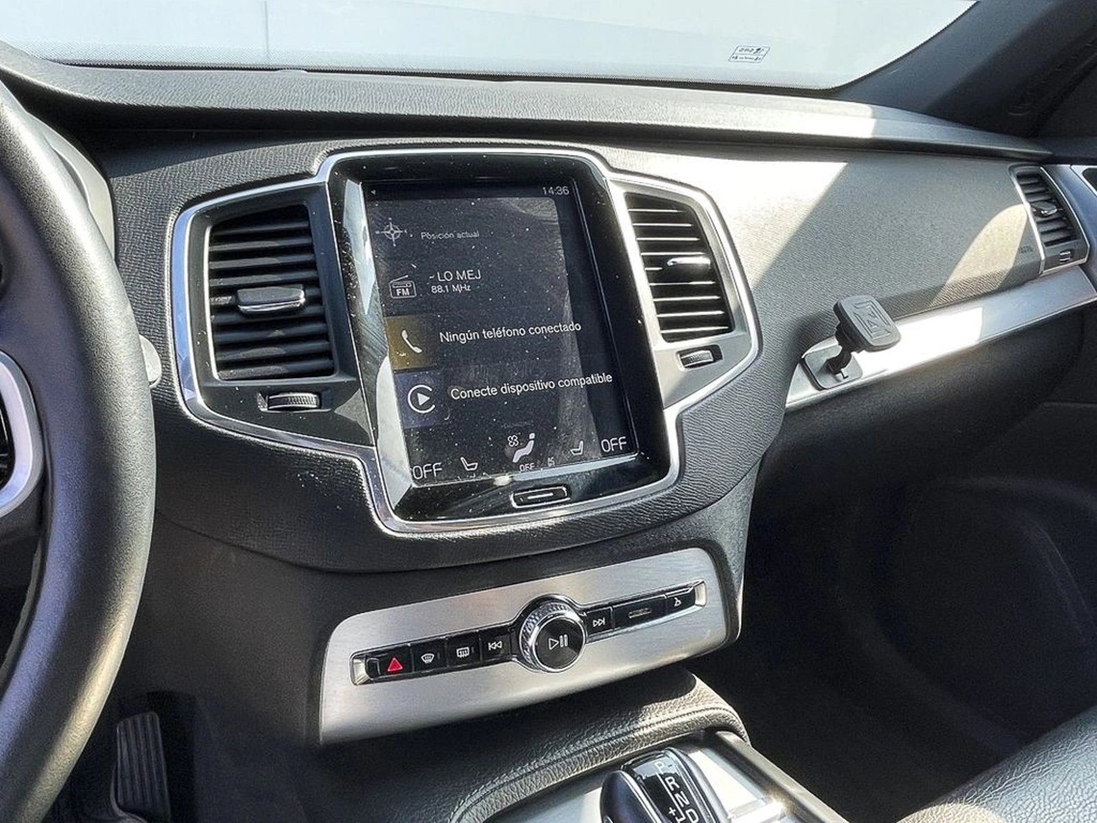 Volvo XC90 2.0 D5 KINETIC DIESEL 4X4  AUTO 2019 - Imagen 13 de 16