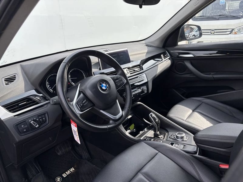 BMW X1 SDRIVE 18I LCI 1.5 AUT 2022 - Imagen 8 de 20