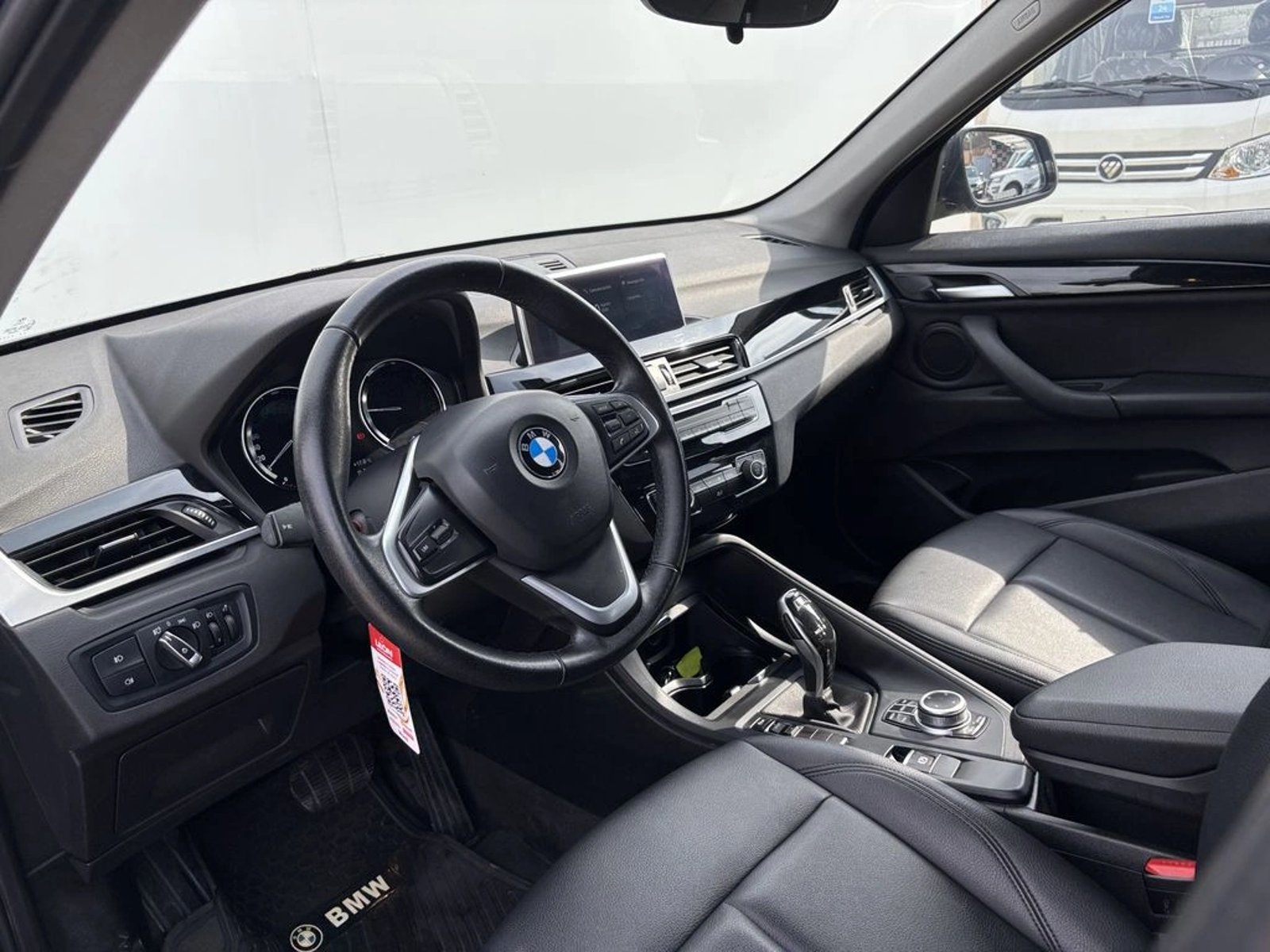 BMW X1 SDRIVE 18I LCI 1.5 AUT 2022 - Imagen 8 de 20
