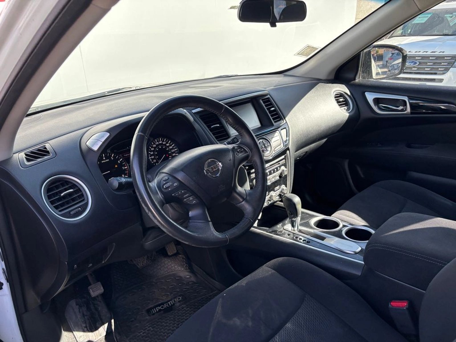 NISSAN PATHFINDER 3.5 SENSE CVT AUTO 2015 - Imagen 6 de 17