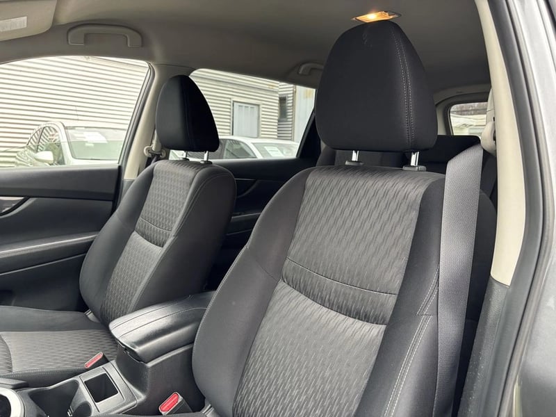 Nissan X-TRAIL 2.5 SENSE 4X2 CVT AUTO 7 PASAJEROS 2022 - Imagen 15 de 20