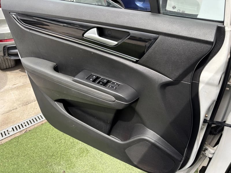 Dongfeng AX5 1.4 L TURBO 4X2 MT 5P 2019 - Imagen 20 de 20