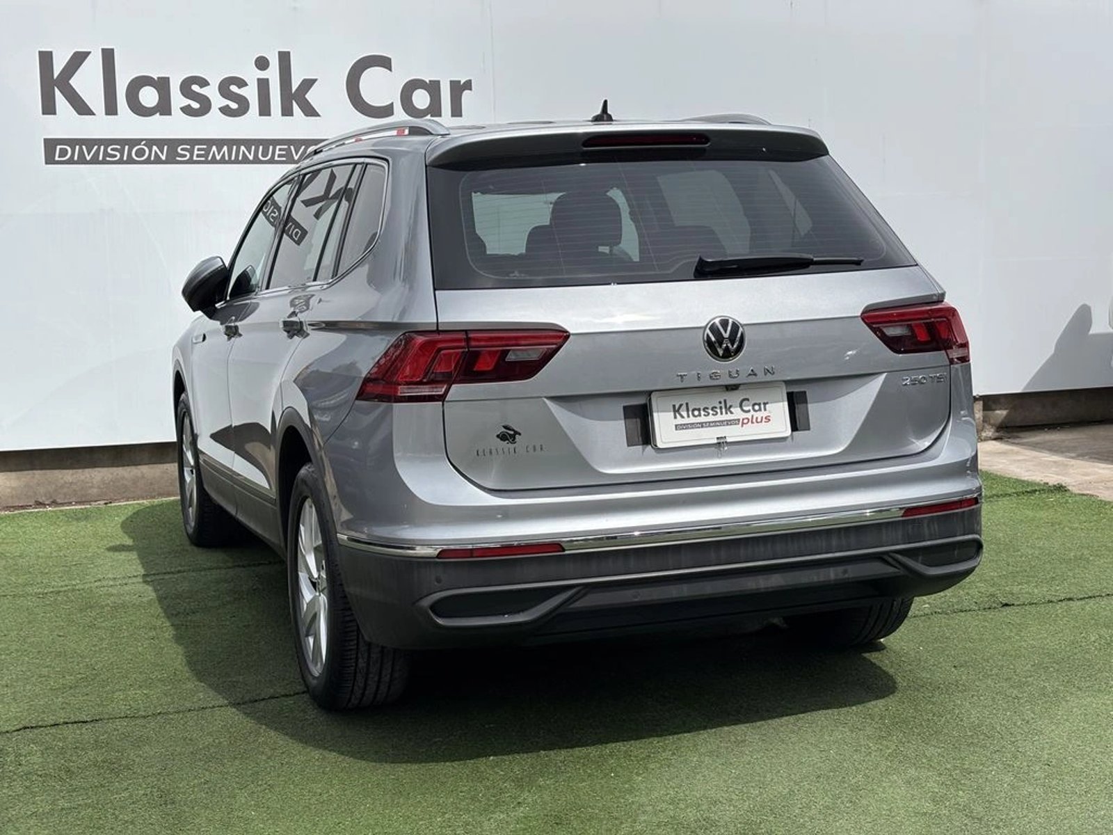 Volkswagen TIGUAN 1.4 TSI COMFORTLINE  4X2 7 ASIENTOS 2023 - Foto 5 de 20
