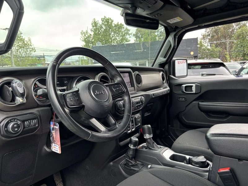 Jeep WRANGLER 3.6 SPORT X 4X4 AT 3P 2021 - Imagen 16 de 20