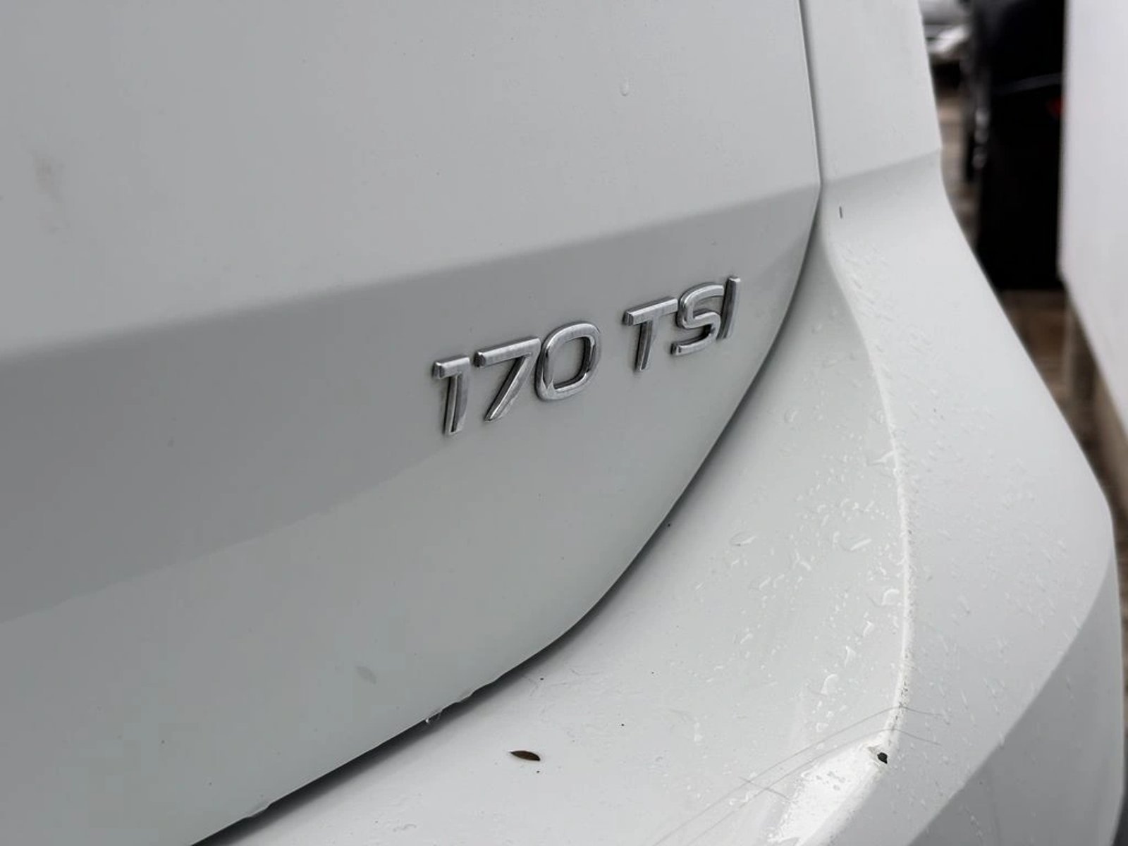 Volkswagen T-CROSS 1.0 TSI TRENDLINE 4X2 5MT 5P 2023 - Imagen 6 de 19