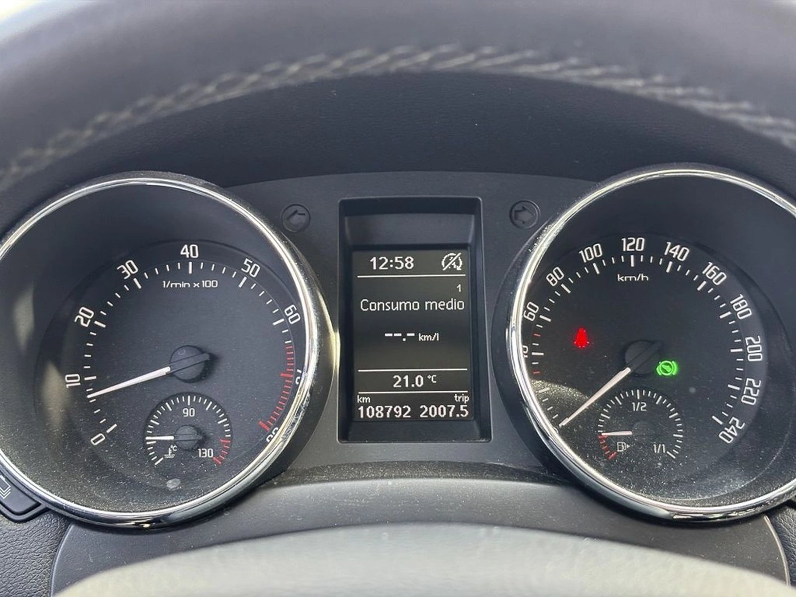 SKODA YETI 1.2 TSI ELEGANCE DSG 2016 - Imagen 13 de 18