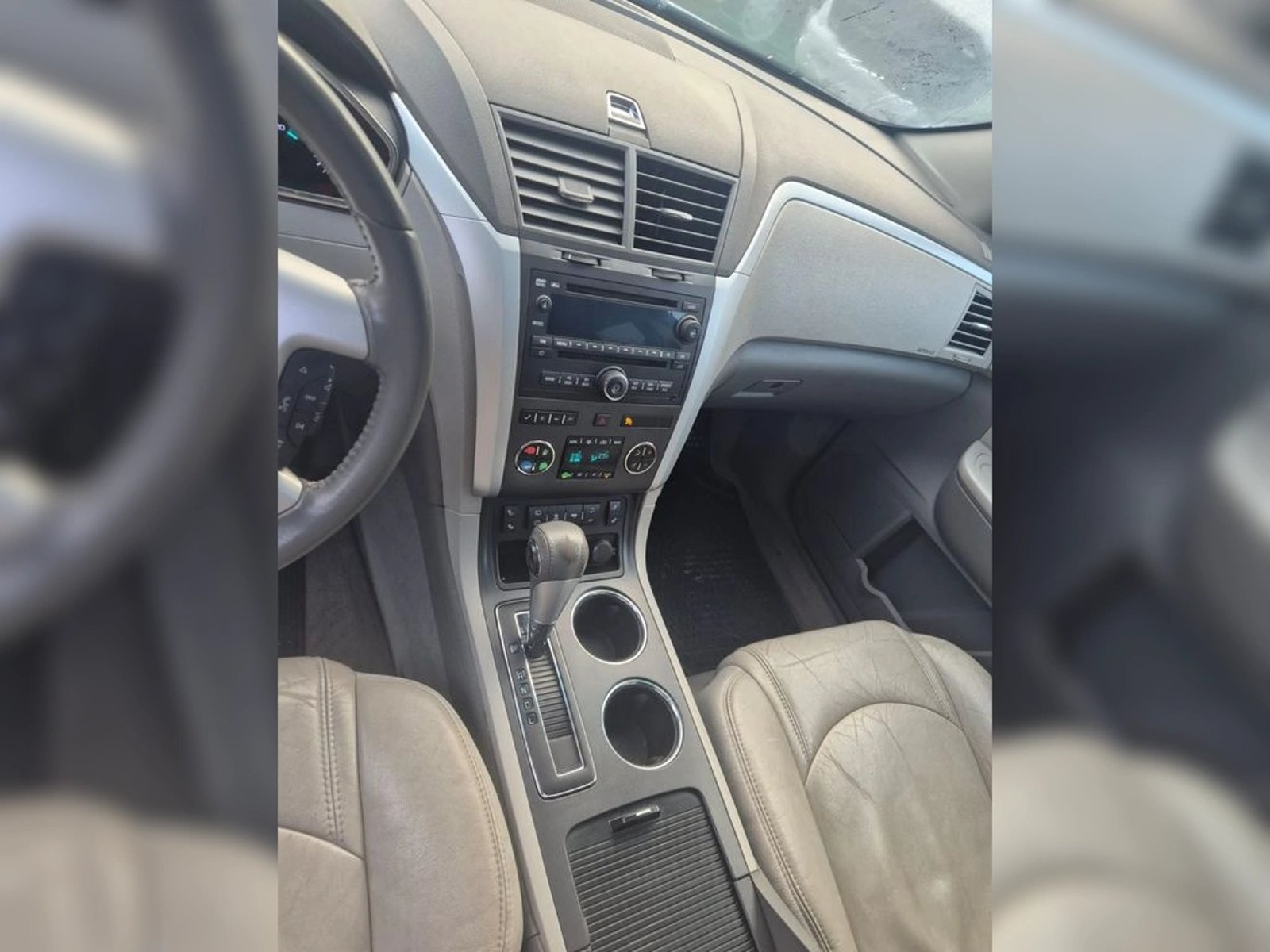 CHEVROLET TRAVERSE TRAVERSE LT SV AWD 3.6 2012 - Imagen 8 de 10