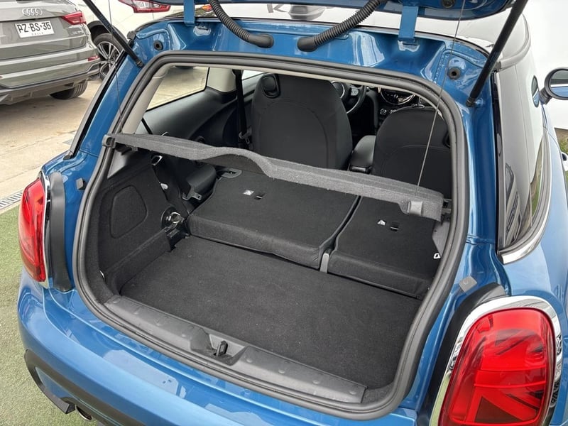Mini COOPER 1.5 AUTO ESSENTIAL 2024 - Imagen 8 de 20