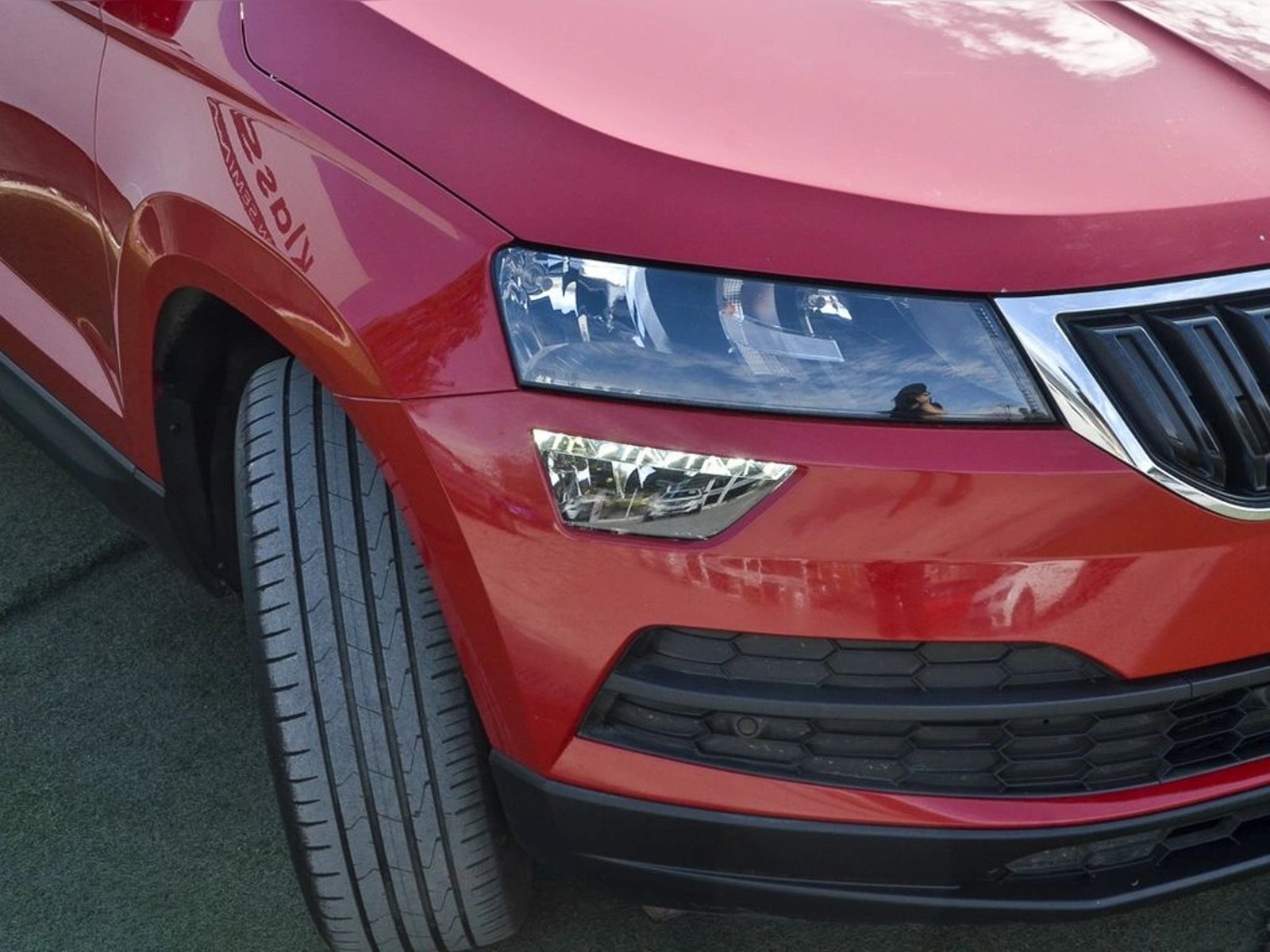 SKODA KAROQ MT 2019 - Imagen 17 de 19
