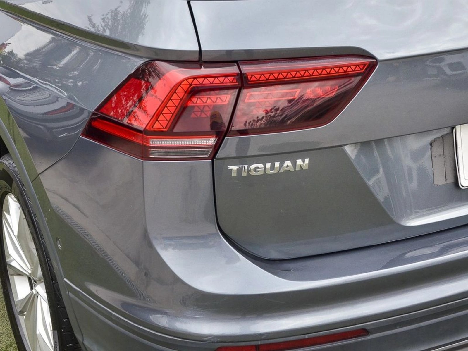 VOLKSWAGEN TIGUAN 1.4 TSI DSG HIGHLINE 7A 2022 - Imagen 7 de 20