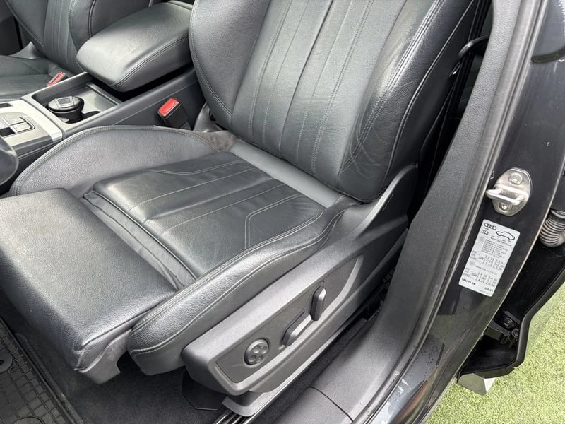 Audi Q5 2.0 45 TFSI S-LINE SPORT QUATTRO AUTO 2019 - Imagen 17 de 20