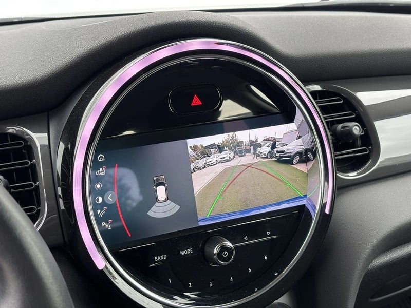 Mini COOPER 1.5 AUTO ESSENTIAL 2024 - Imagen 17 de 20