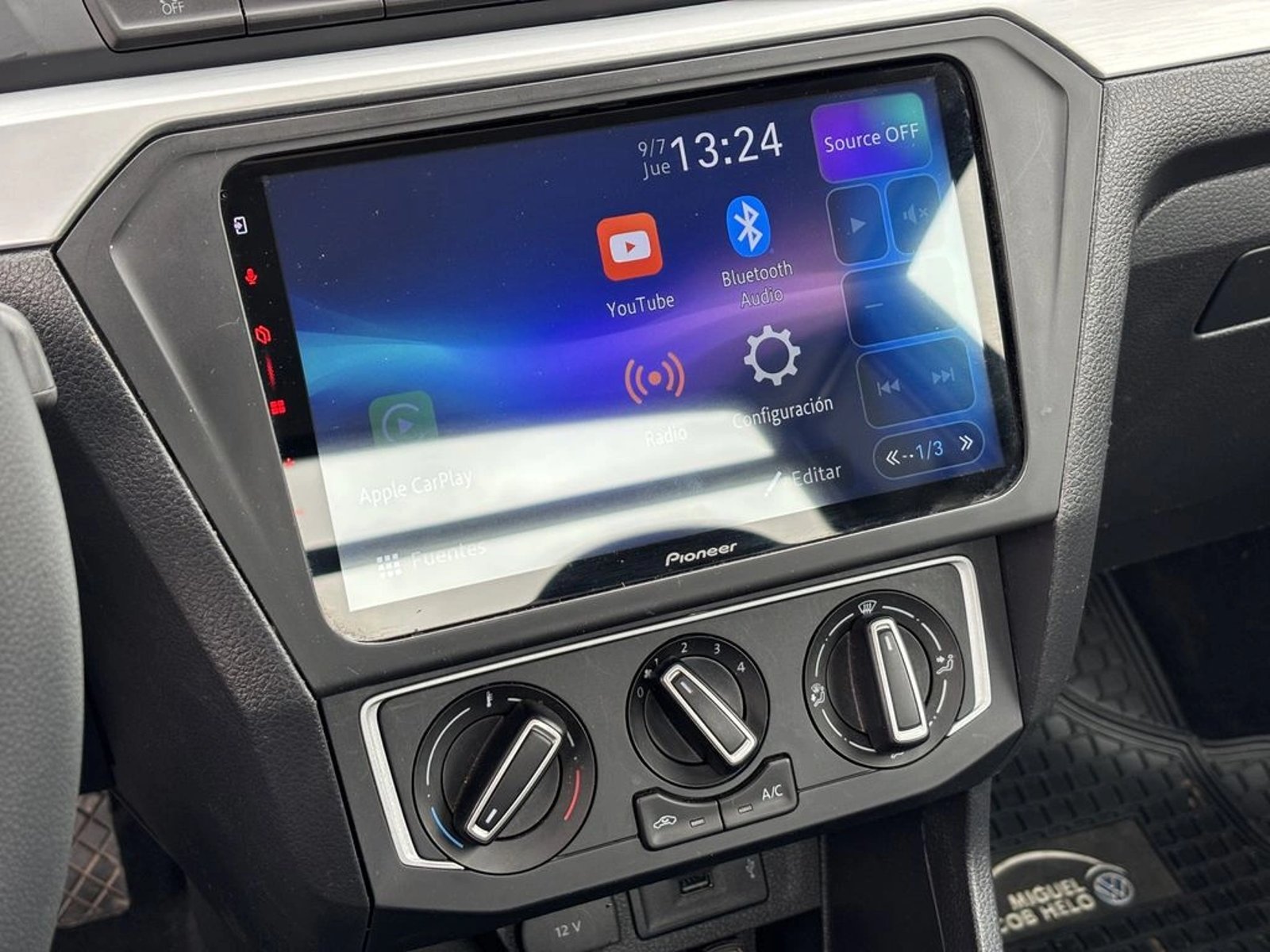 VOLKSWAGEN SAVEIRO 1.6 CS RADIO 9 MT 2024 - Imagen 12 de 20