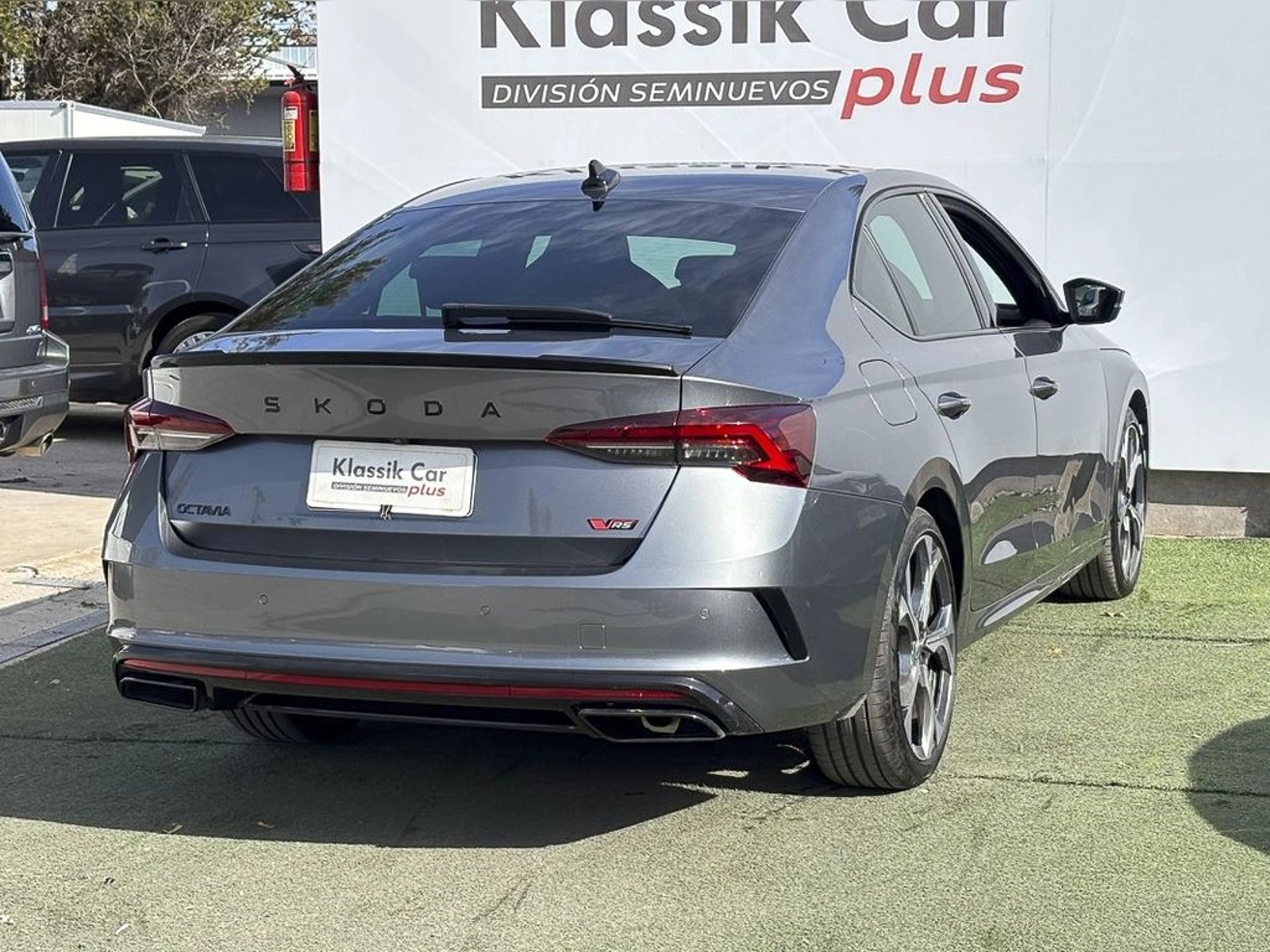 SKODA OCTAVIA 2.0 TFSI VRS DSG7 2025 - Imagen 8 de 19