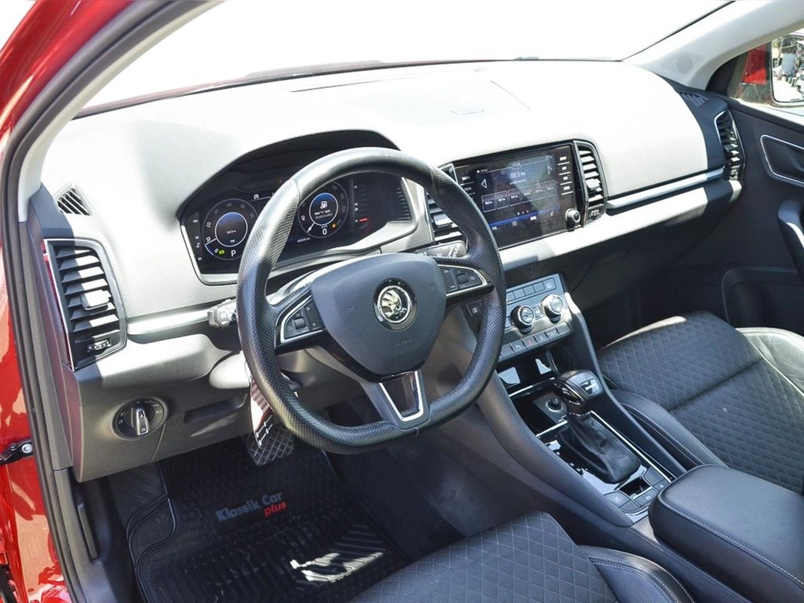 SKODA KAROQ 1.4T STYLE AUTO 2021 - Imagen 12 de 20
