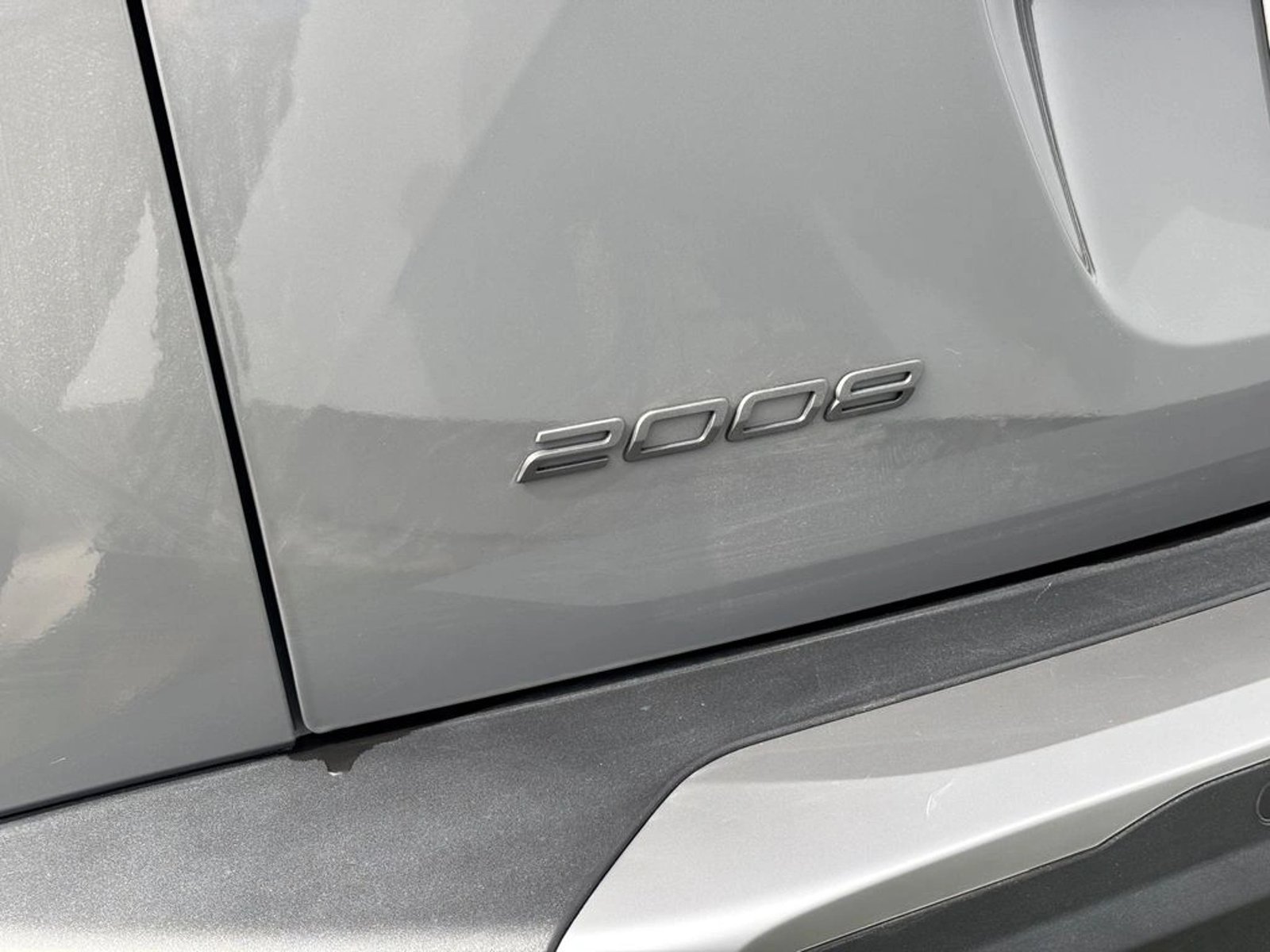 Peugeot 2008 1.2 MCA ALLURE MHEV 136HP 4X2 AT 5P 2025 - Imagen 7 de 20