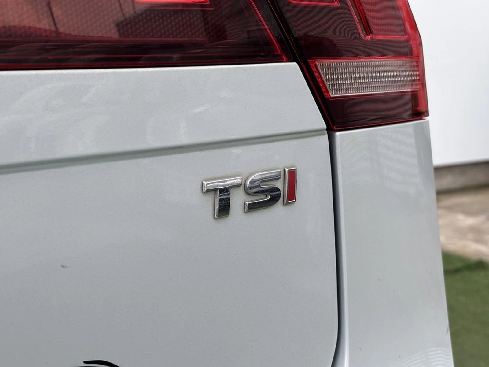 Volkswagen TIGUAN 1.4 TSI AUTO 2018 - Imagen 11 de 20