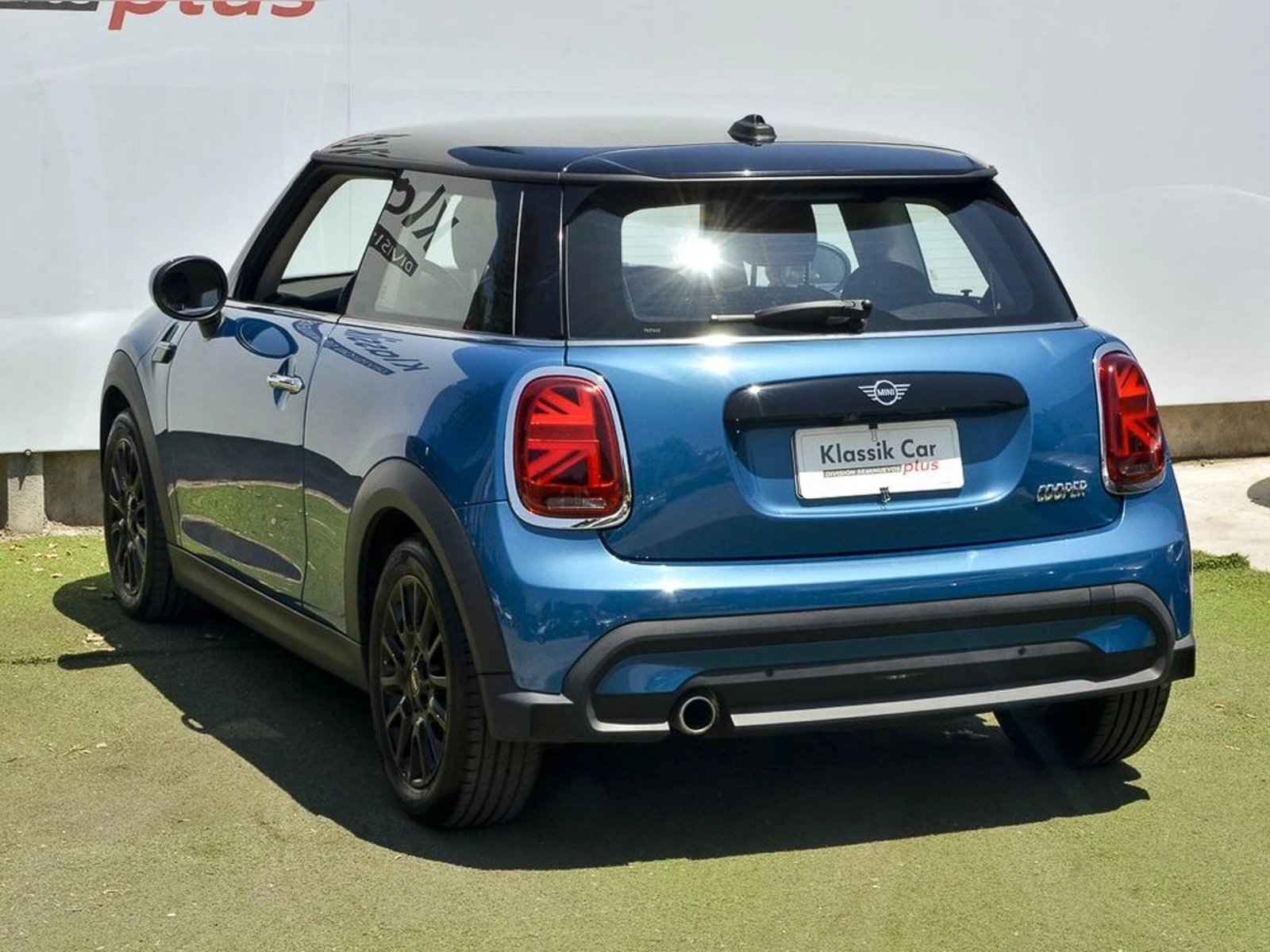 MINI COOPER 1.5 AUTO ESSENTIAL 2024 - Imagen 5 de 17