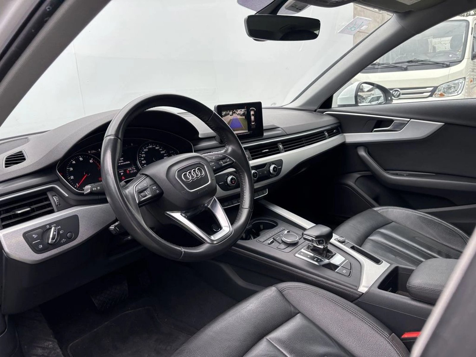 Audi A4 1.4 TFSI DESIGN 4X2 S-TRONIC AT 4P 2018 - Imagen 10 de 20