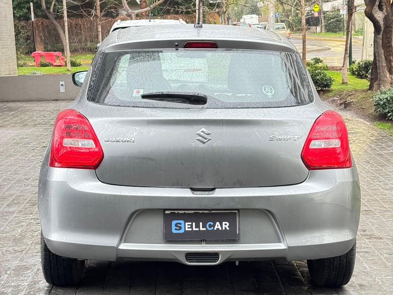 Suzuki SWIFT 2017 - Imagen 3 de 12