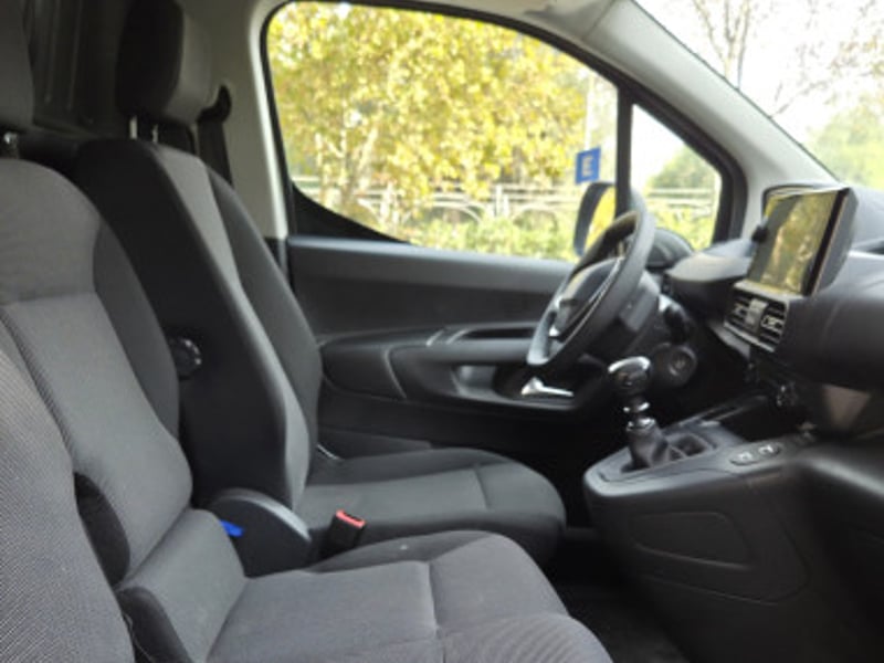 Peugeot PARTNER 2025 - Imagen 11 de 14