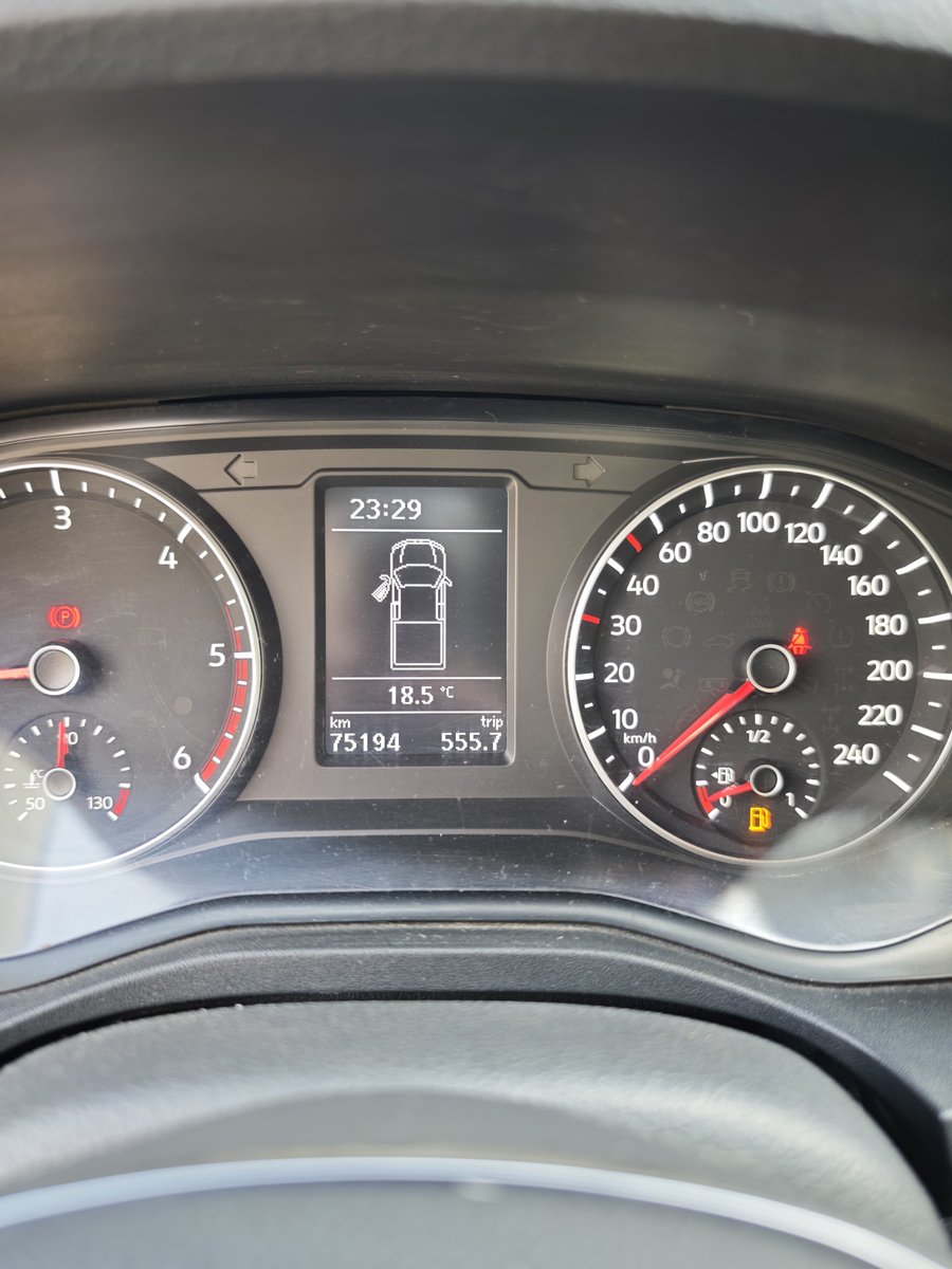 Volkswagen AMAROK 2023 - Imagen 10 de 14