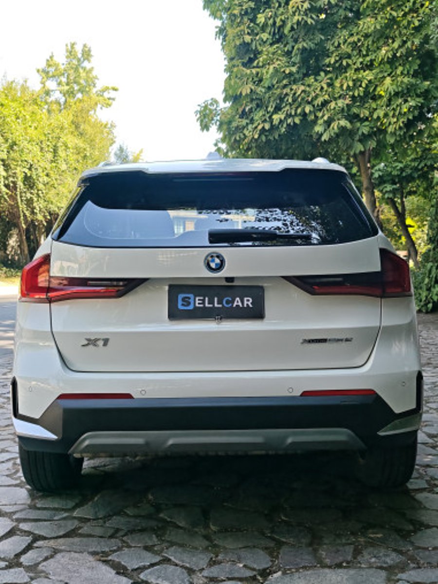 BMW X1 XDRIVE 25 E COMFORT 2023 - Imagen 4 de 14