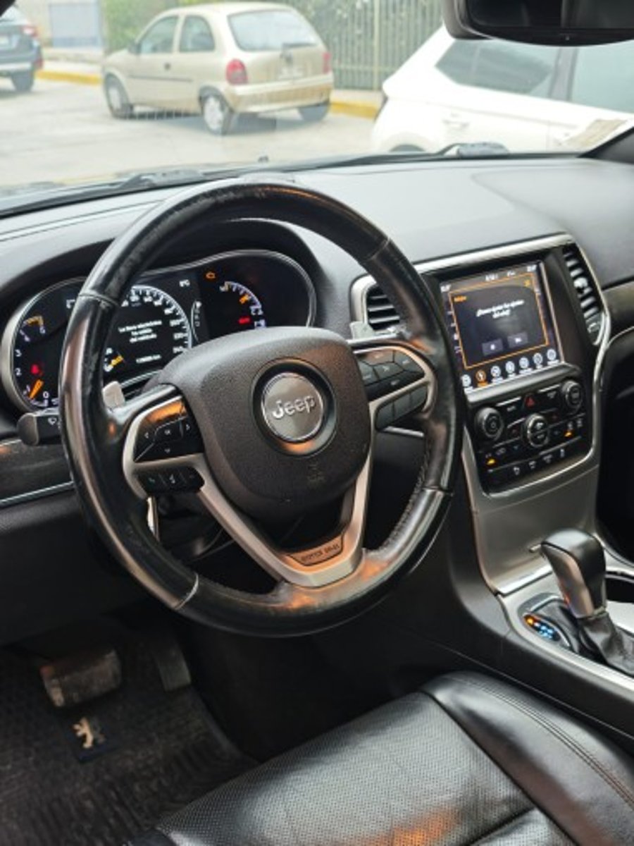 Jeep Grand Cherokee 2018 - Imagen 7 de 12
