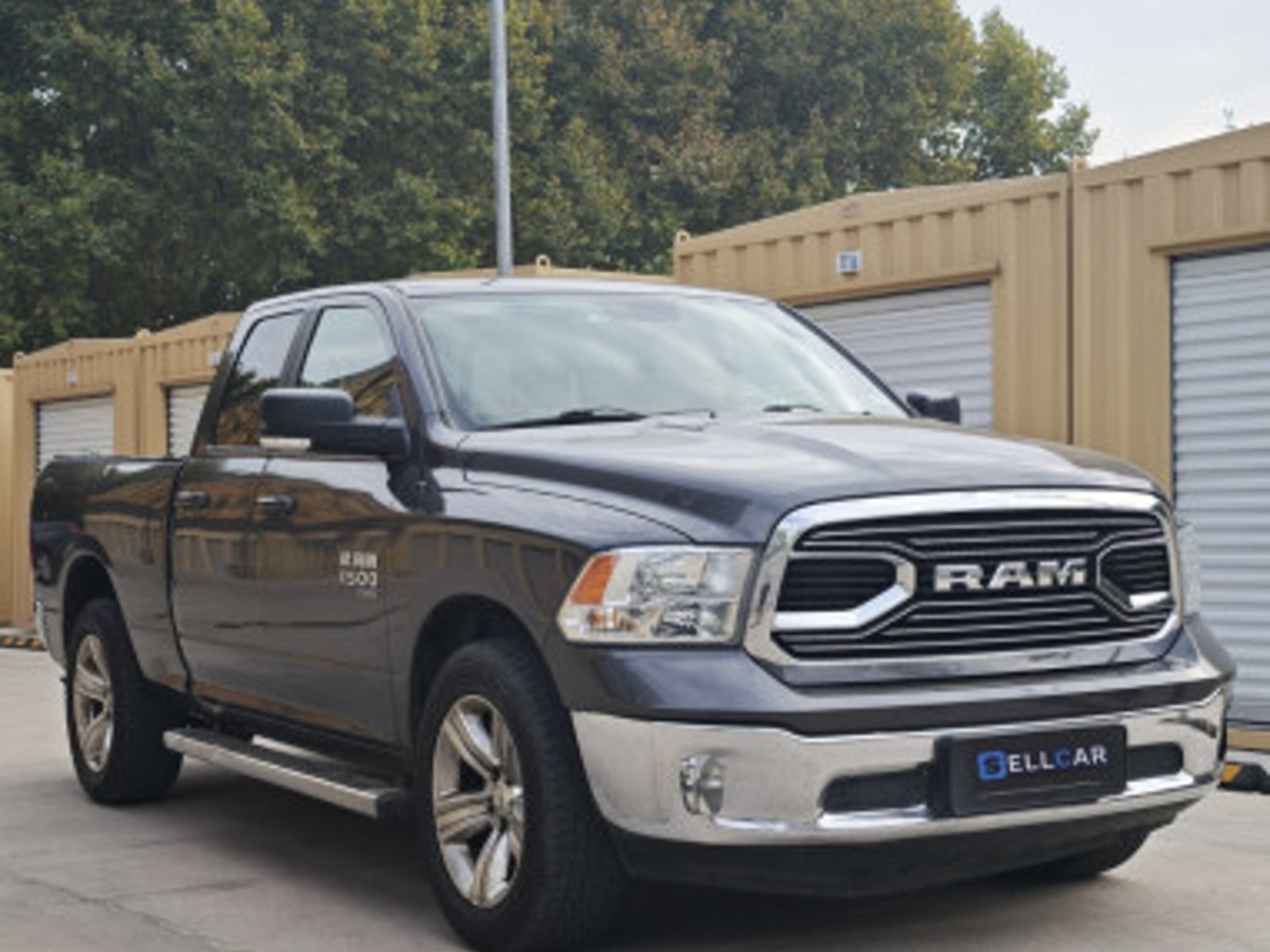 RAM 1500 2020 - Foto 3 de 11