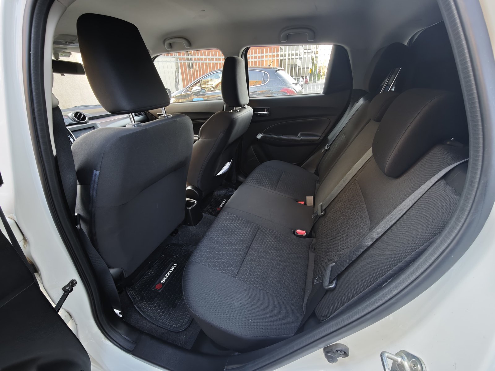 Suzuki SWIFT 2021 - Imagen 7 de 11