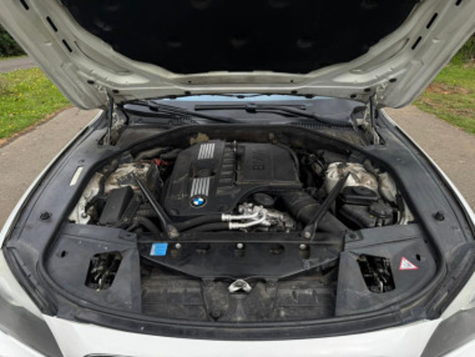BMW 740I 2010 - Imagen 15 de 20