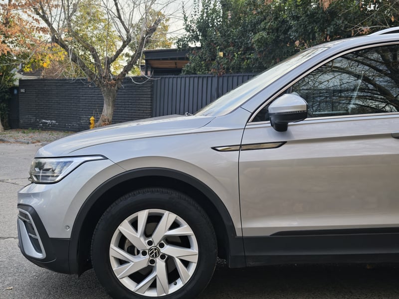 Volkswagen TIGUAN 2023 - Imagen 5 de 17