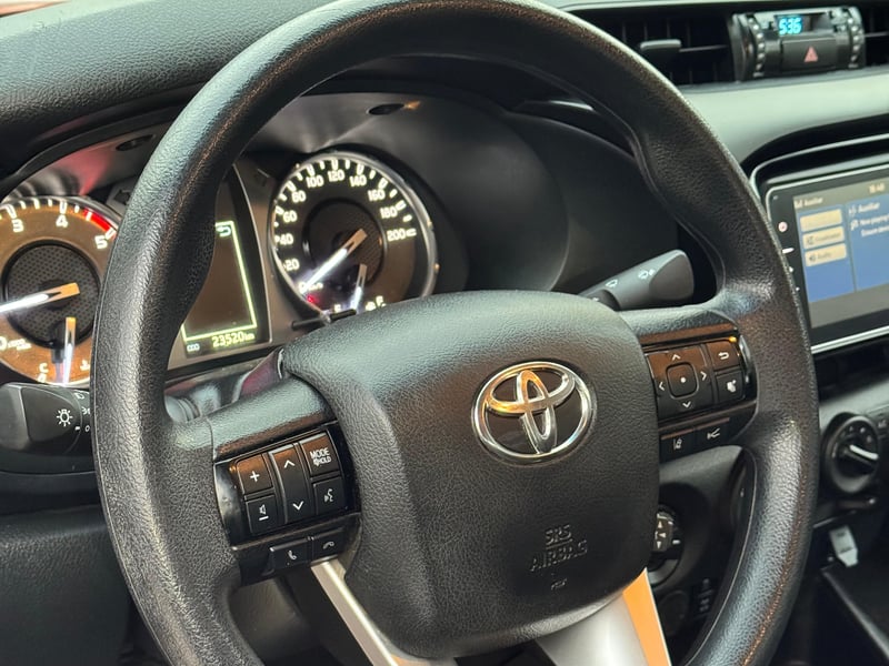 Toyota HILUX 2021 - Imagen 6 de 10