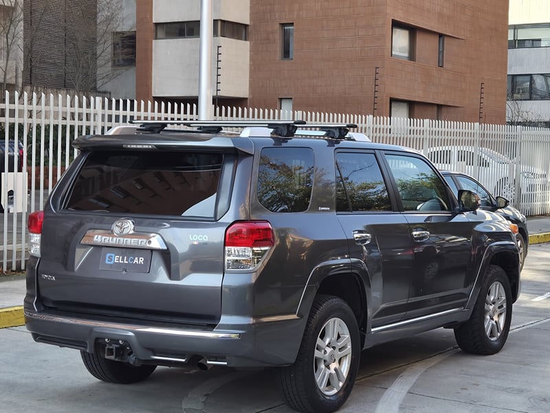 Toyota 4RUNNER 2012 - Imagen 6 de 17