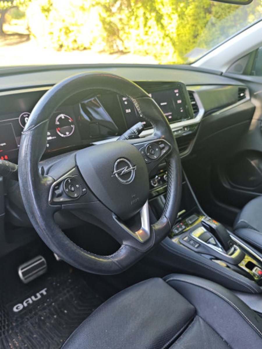 Opel GRANDLAND ULTIMATE 2023 - Imagen 10 de 20