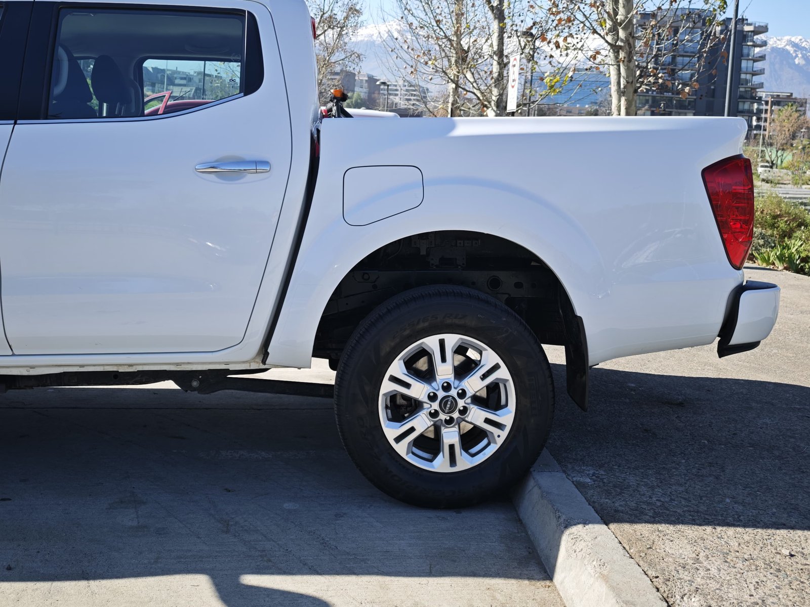 Nissan NAVARA 2024 - Foto 3 de 17