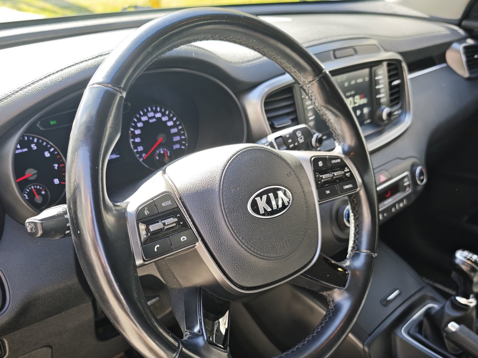 Kia SORENTO 2019 - Foto 5 de 12