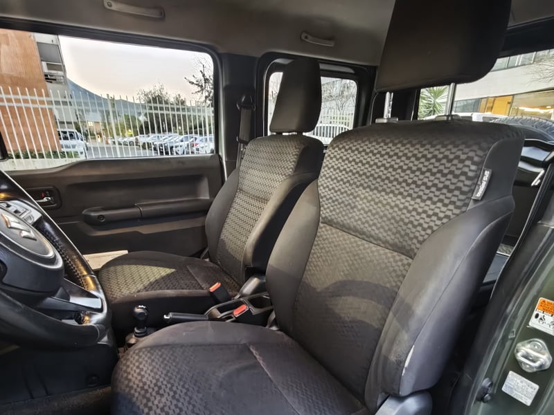 Suzuki JIMNY 2020 - Imagen 6 de 10