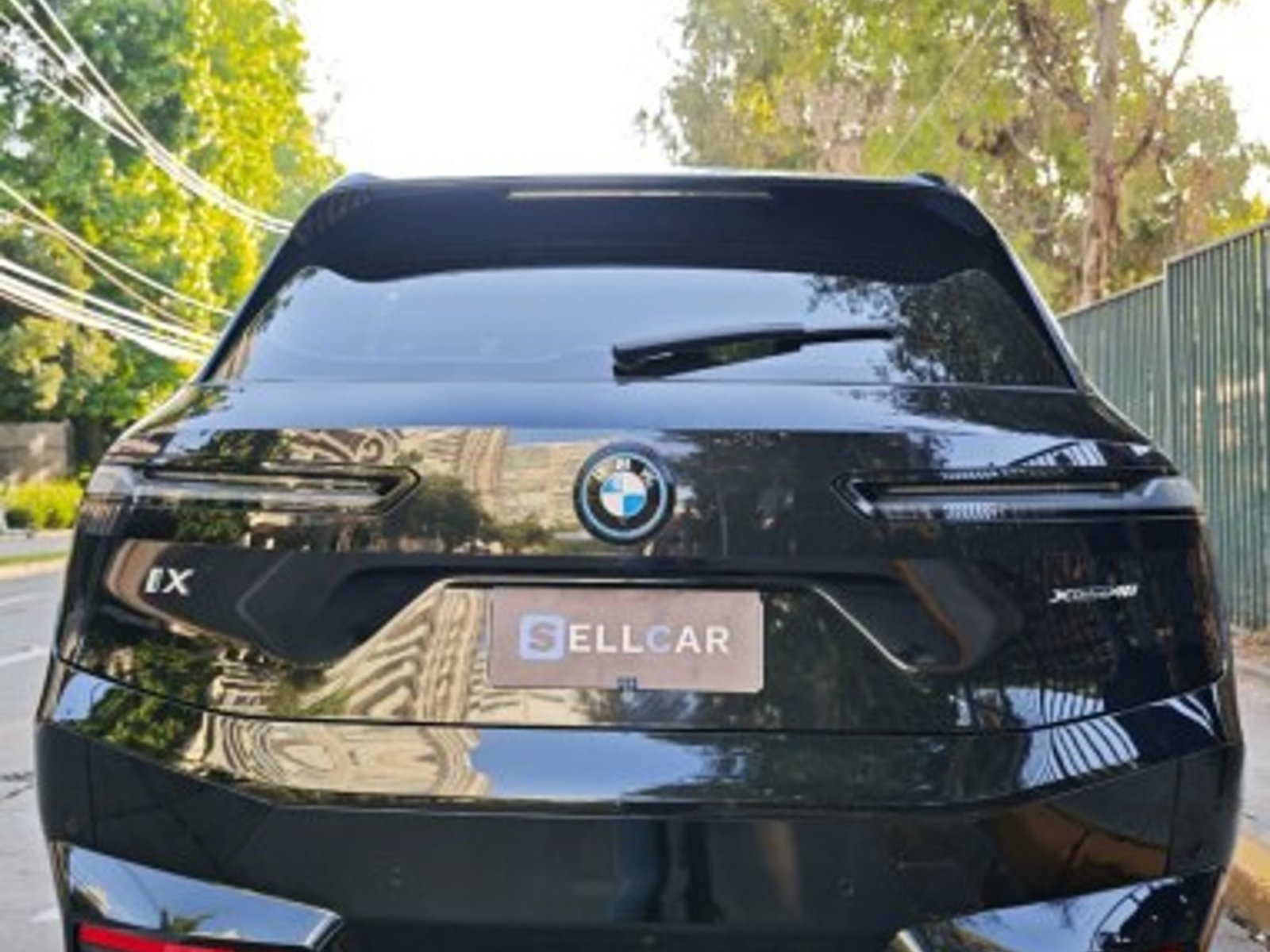 BMW Ix 2023 - Foto 4 de 16